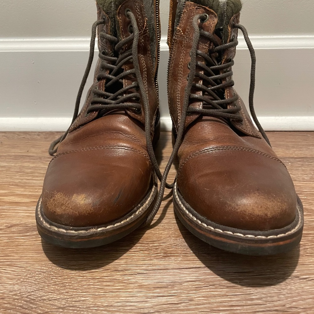 Crevo Men’s Camden Leather Boots Memory Foam Soles